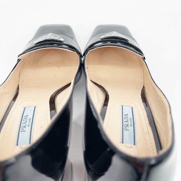 Prada Black Patent Vernice Metal Triangle Logo Block Heel Loafer Pumps IT 38 - Picture 9 of 14
